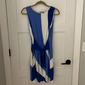 Vineyard vines bowtie dress